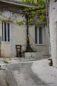 387282_450265615055160_2111299554_n