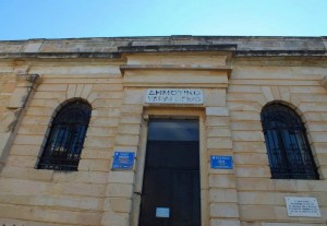 549344_144968875628817_1211988755_n