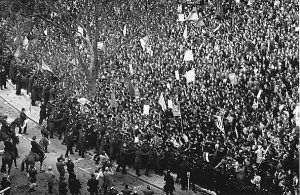 18 Mar 1968, Mayfair, London, England, UK --- Original caption: Anti Vietnam Demo --- Image by © Hulton-Deutsch Collection/CORBIS