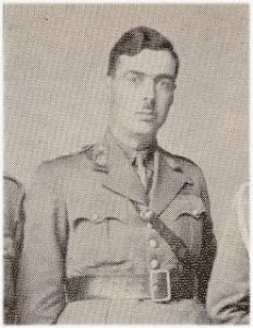 Ο ιατρός Βασίλειος Μαστακούρης του XVα Ορεινού χειρουργείου κατά την περίοδο 